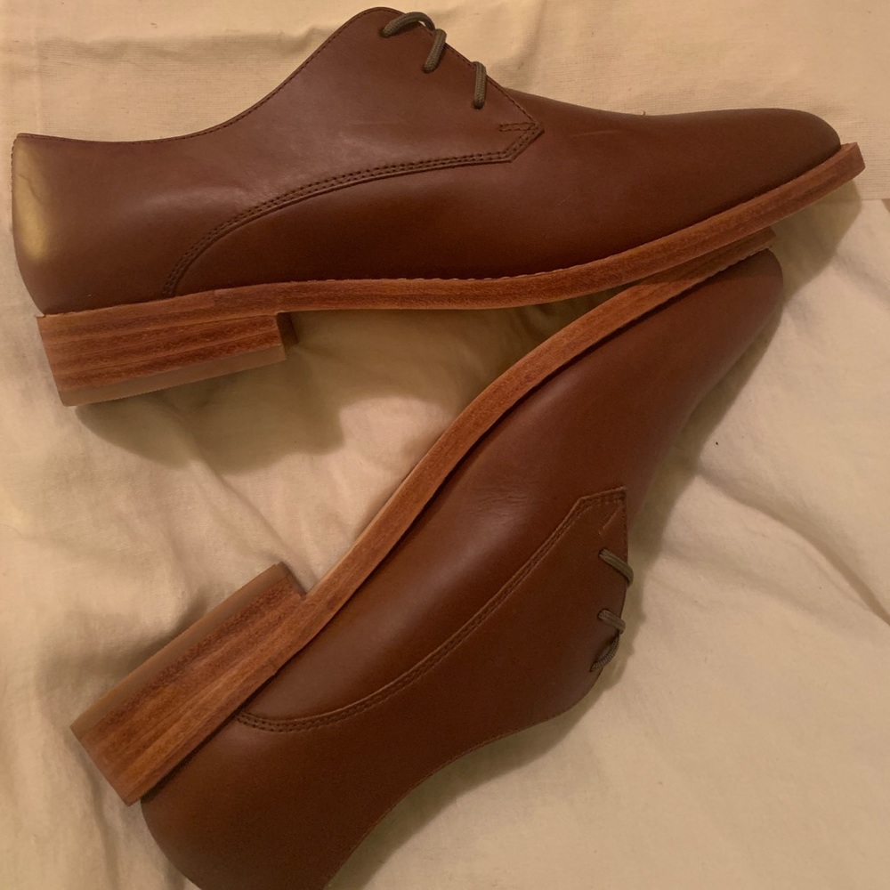 Nisolo James oxfords in Brandy